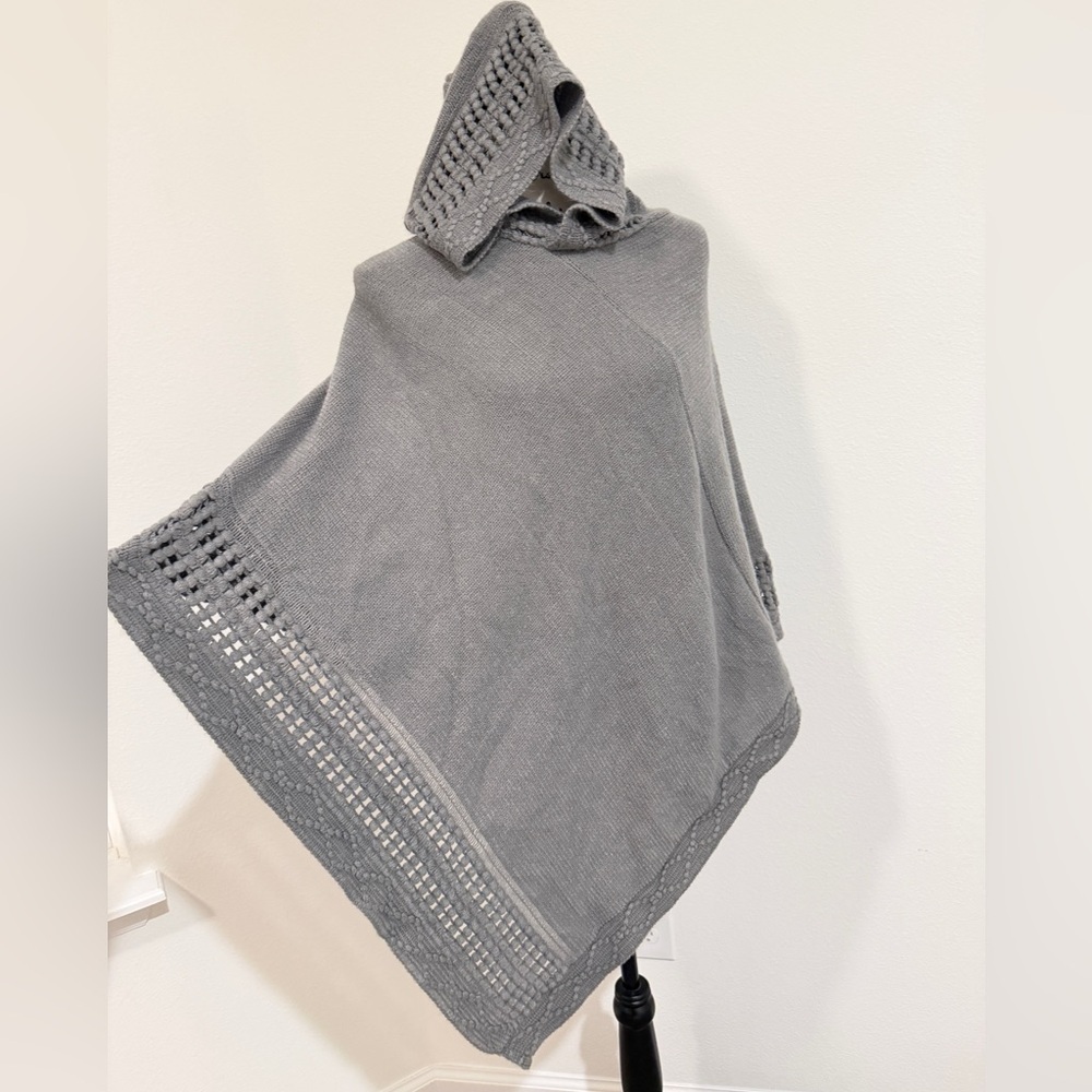 Steve Madden Hooded Poncho Knit Asymmetrical Hem Charcoal Gray Cozy Cabin Core - Picture 14 of 14
